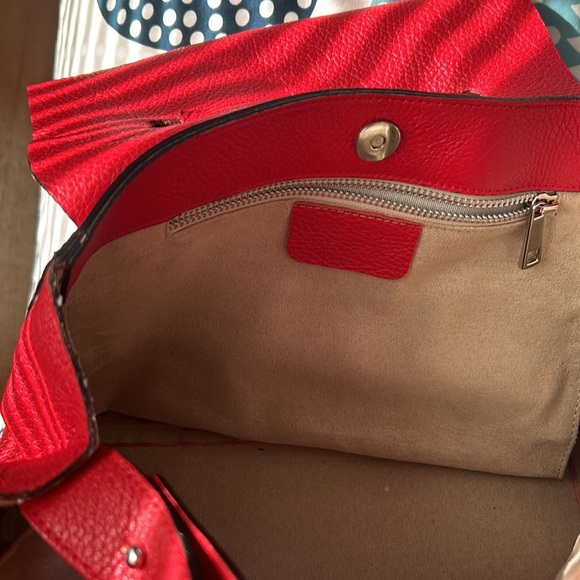 RED Italian handbag - Picture 5 of 9